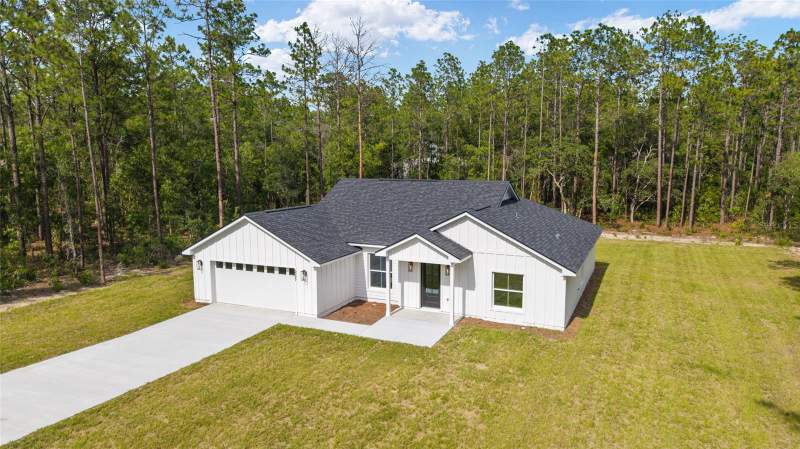 4 bedroom Single Family Residence at 6997 SW 138th Terrace, Rolling Hills Un 3, Ocala — photo 5