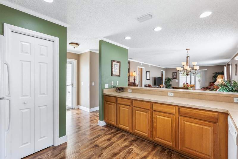 2 bedroom Villa at 979 Smyrna Street, Villages Of Sumter Carlton Villas, The Villages — photo 5