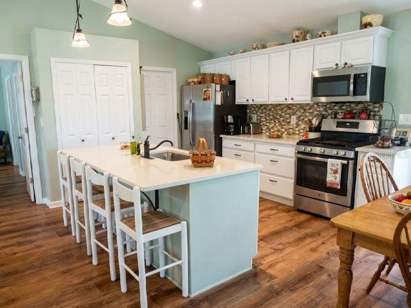 3 bedroom Single Family Residence at 1001 McClellan Road, Bear Bay Hill Estates, Frostproof — photo 2