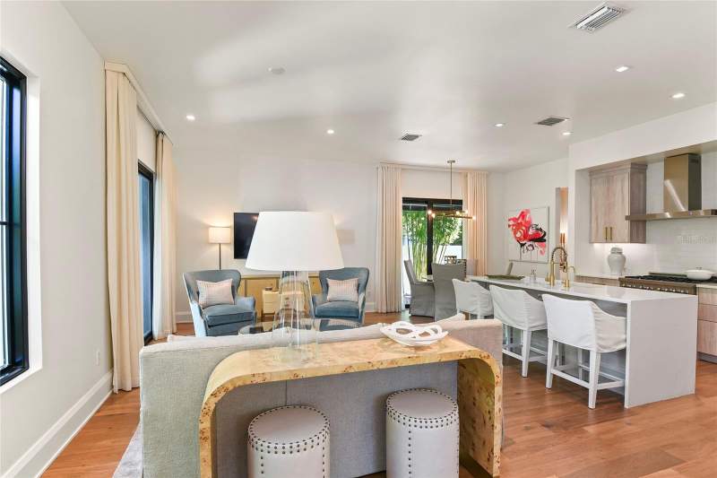 3 bedroom Single Family Residence at 1120 Wisconsin Avenue, Henkel Add, Winter Park — photo 2