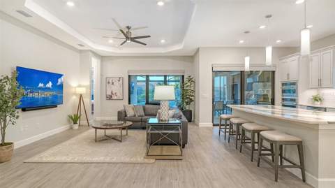15015 Verole Place, Bradenton FL - photo 17 of 83