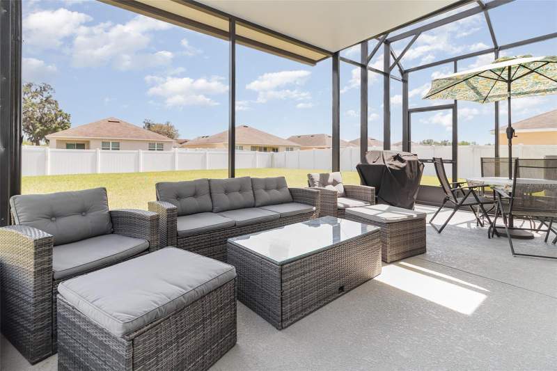 5 bedroom Single Family Residence at 9731 Pepper Tree Trail, Pepper Tree Village, Wildwood — photo 3