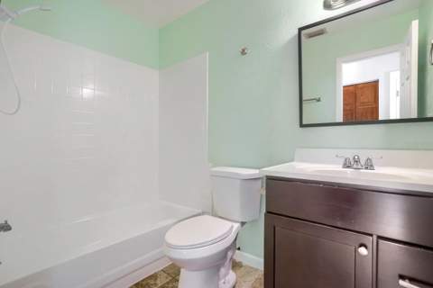 208 Flamingo Dr, Apollo Beach FL - photo 14 of 17