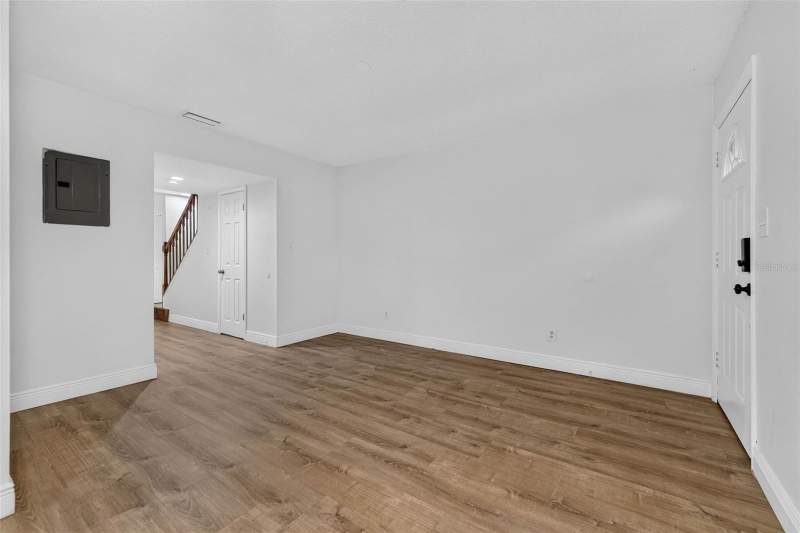 3 bedroom Townhouse at 9005 Pebble Creek Drive, Pebble Creek Condominium Village, Tampa — photo 3