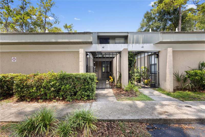 2 bedroom Condominium at 7200 SW 8th Avenue #H48, Woodside Villas, Gainesville — photo 2