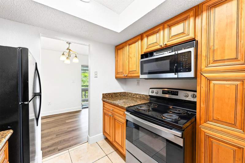 1 bedroom Condominium at 4737 S Texas Avenue #4737D, Millennium Palms, Orlando — photo 5