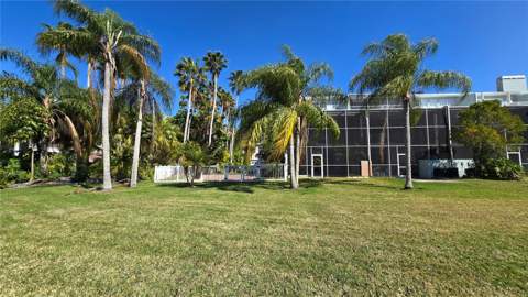 1648 Lago Vista Boulevard, Palm Harbor FL - photo 12 of 58