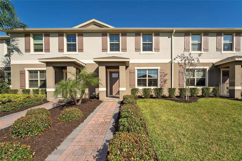 3 bedroom Townhouse at 16931 RESEDA ALLEY, WATERLEIGH PH 3A, WINTER GARDEN — photo 1