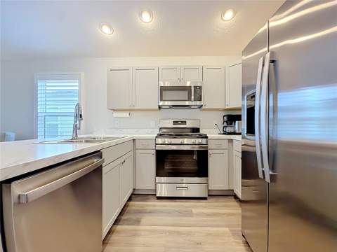 6966 Lisa Lane, The Villages FL - photo 7 of 34