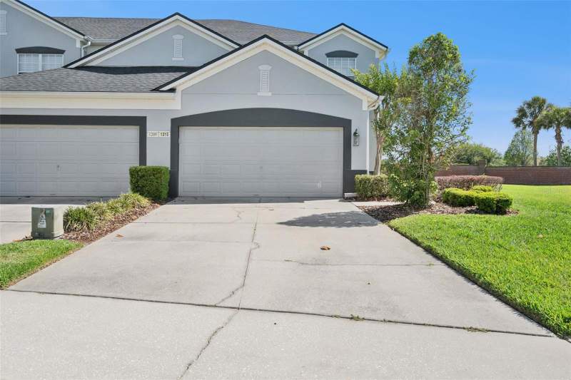 1215 SHALLCROSS AVENUE home for sale in Spring Isle