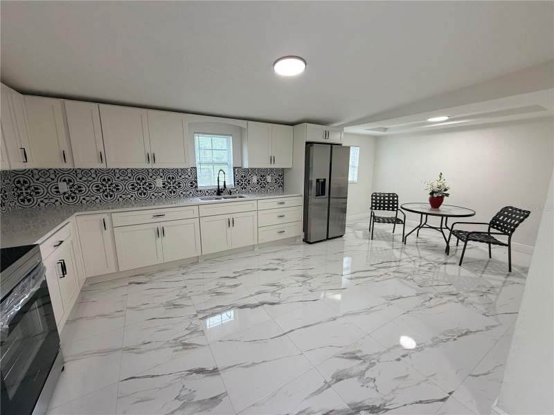 5 bedroom Single Family Residence at 1602 S Tanner Road, Seaward Plantation Estates, Orlando — photo 3