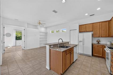 5328 Lexington Drive, Parrish FL - photo 21 of 59