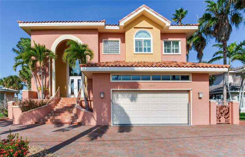 4 bedroom Single Family Residence at 16480 REDINGTON DRIVE, REDINGTON BEACH HOMES 5TH ADD, REDINGTON BEACH — photo 1