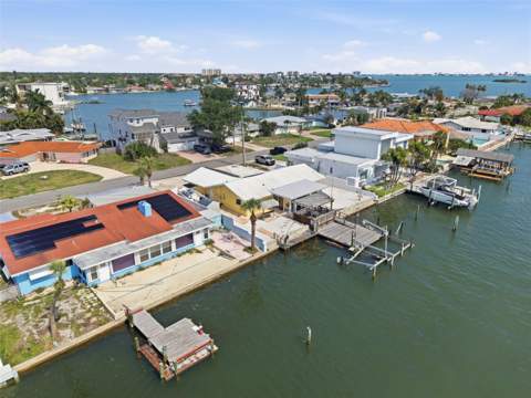 1421 Sea Gull Drive, St Petersburg FL - photo 7 of 53