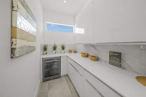 2532 Fruit Tree Drive, Sarasota FL - photo 8 of 50