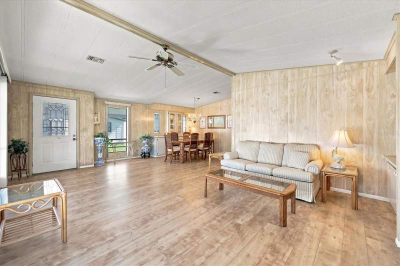 2 bedroom Manufactured Home at 785 Heathercreek Court, Tangerine Woods, Englewood — photo 5