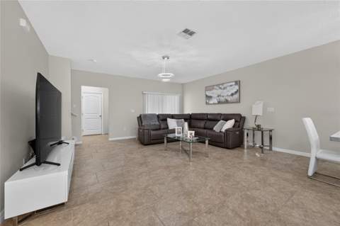 10108 Salt Point Drive, Winter Garden FL - photo 10 of 30