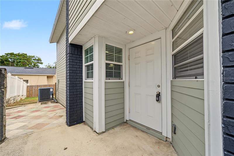 3 bedroom Half Duplex at 208 Alston Drive, Oak Meadows Pd Ph 03, Orlando — photo 4