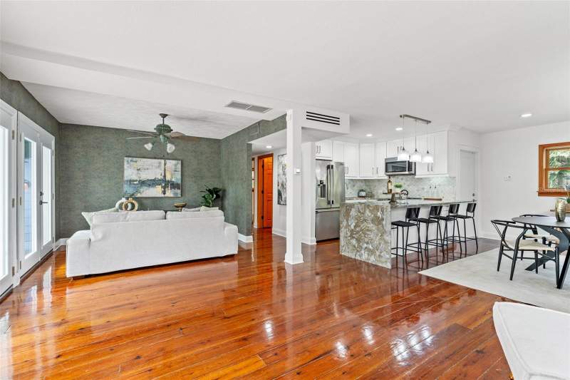 3 bedroom Single Family Residence at 906 W Henry Avenue, Brenner M Sub Rev, Tampa — photo 5