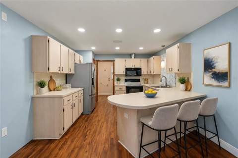 4607 Sawgrass Boulevard, New Port Richey FL - photo 16 of 64