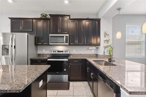 2401 Avian Loop, Kissimmee FL - photo 9 of 34
