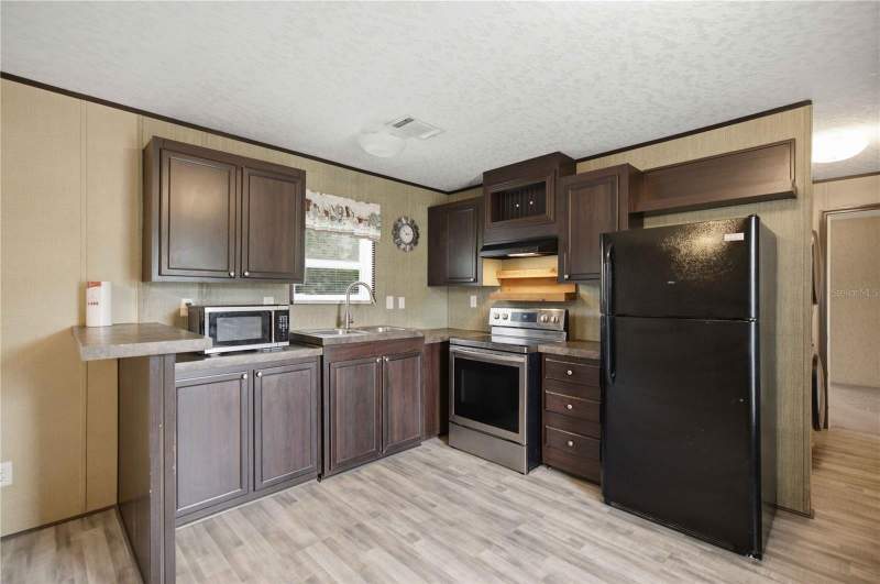 2 bedroom Manufactured Home at 3342 SW 166th Court Road, Westwood Acres North, Ocala — photo 4
