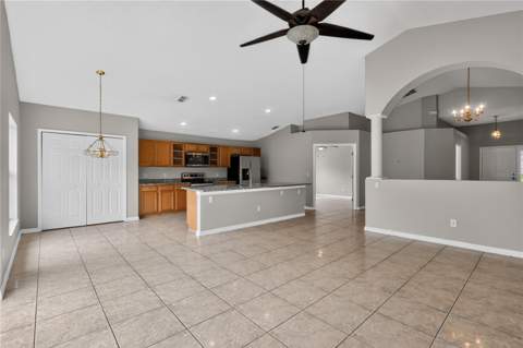 725 Robin Court, Kissimmee FL - photo 10 of 25
