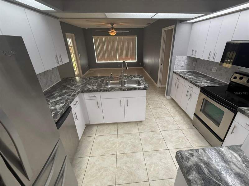 3 bedroom Single Family Residence at 4055 Allure Lane, Port Charlotte Sub 04, North Port — photo 5