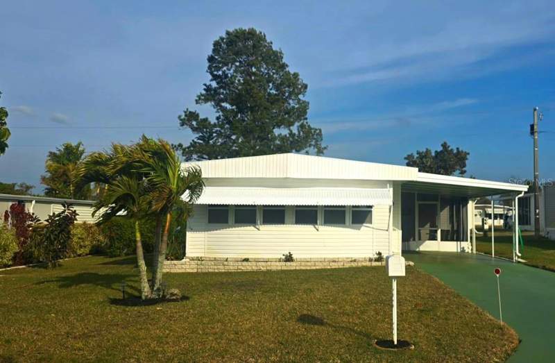 40 CONCORD LANE home for sale in Lake Tarpon Mobile Home Village