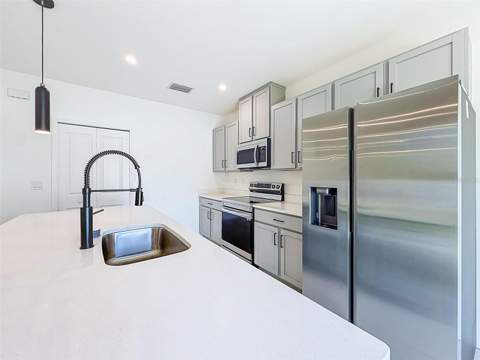 805 Whispering Pines Road, Cape Coral FL - photo 18 of 74