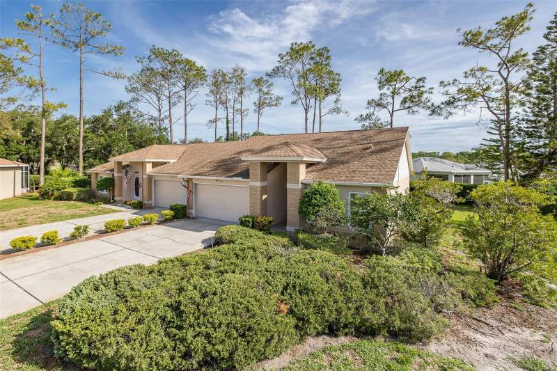 2 bedroom Villa at 9519 Scenic Pine Court, Timber Greens Ph 01A, New Port Richey — photo 2