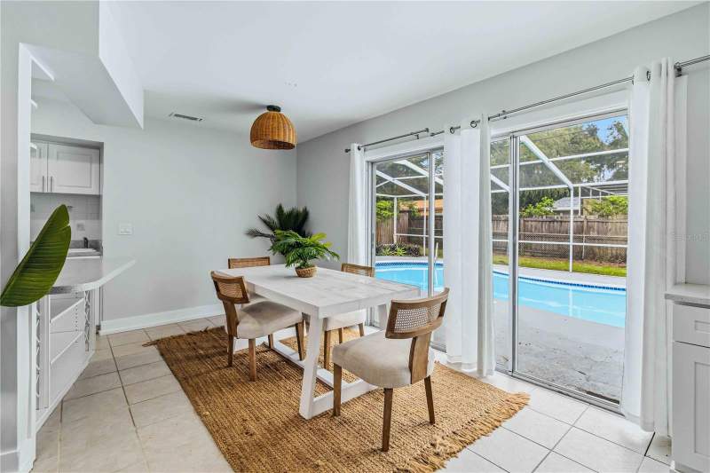 3 bedroom Single Family Residence at 8006 N Ola Avenue, Parkview Estates Rev, Tampa — photo 4