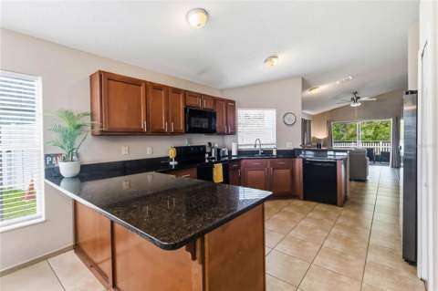 2412 Sonja Court, Kissimmee FL - photo 11 of 32