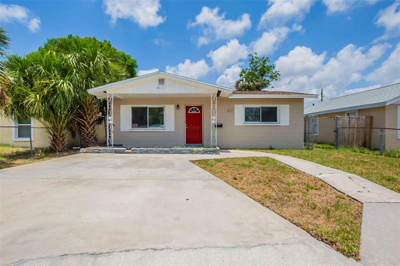 3 bedroom Single Family Residence at 4111 13th Avenue, McClays J O Sub, St Petersburg — photo 2