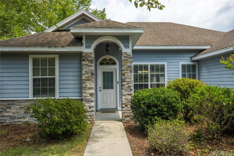 4 bedroom Single Family Residence at 9004 SW 79th Avenue, Willow Oak Plantation, Gainesville — photo 2