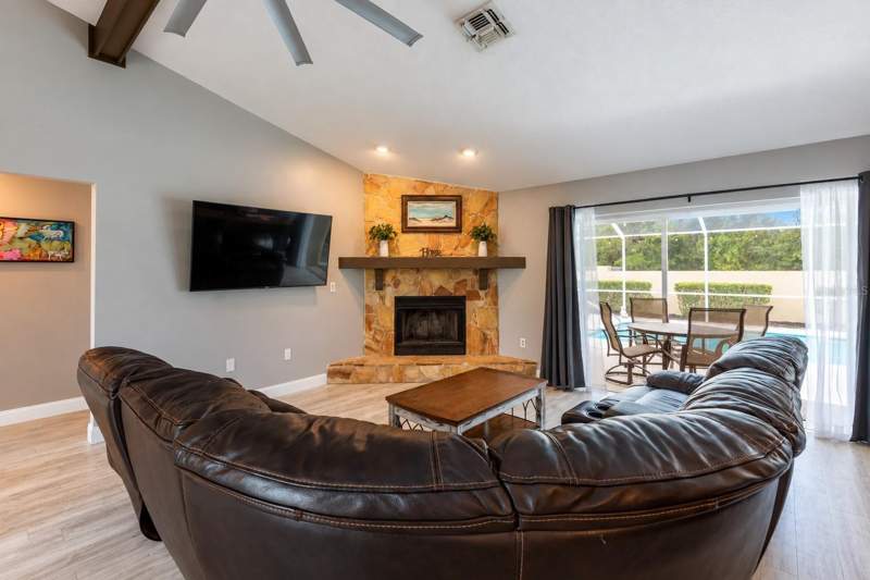 3 bedroom Single Family Residence at 9713 Lomalinda Court, Hunters Ridge, New Port Richey — photo 4