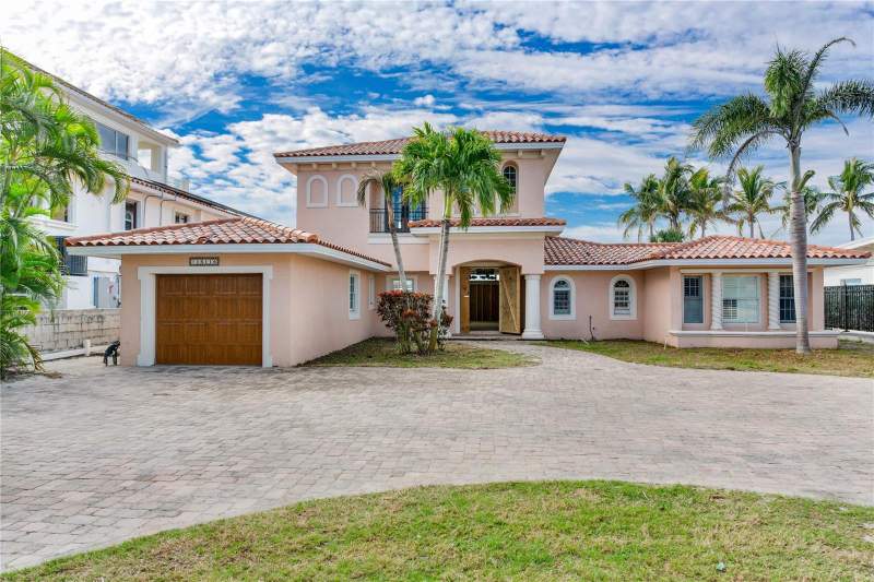 3 bedroom Single Family Residence at 16116 Gulf Boulevard, Acreage & Unrec, Redington Beach — photo 5
