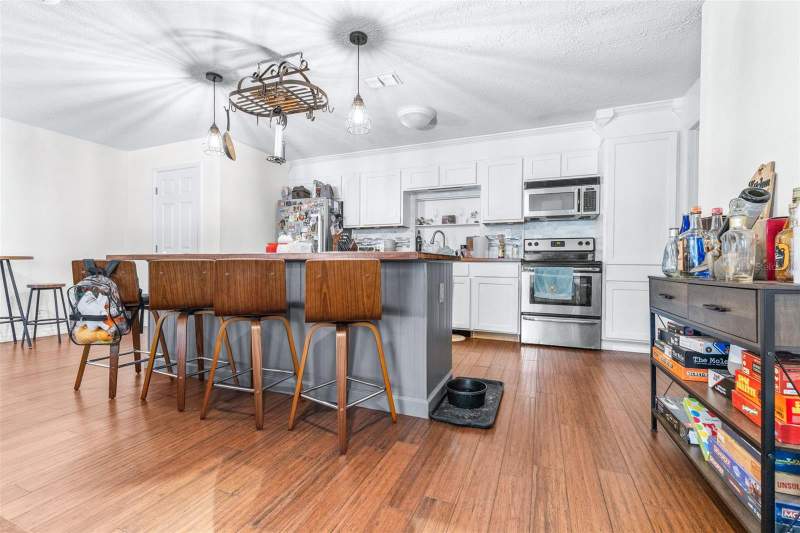 4 bedroom Single Family Residence at 37237 Nicole Avenue, Fort King Acres, Zephyrhills — photo 4