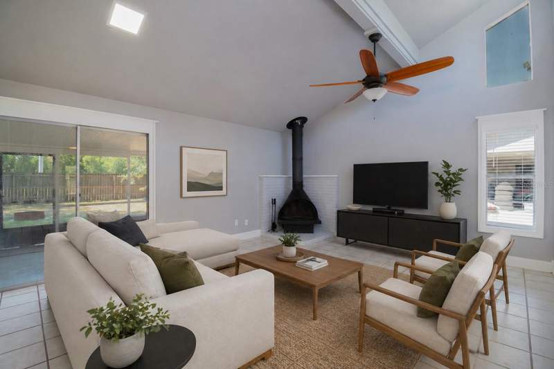 3 bedroom Single Family Residence at 2411 NW 54th Avenue, Northwood Pines Unit 5 Rep, Gainesville — photo 4