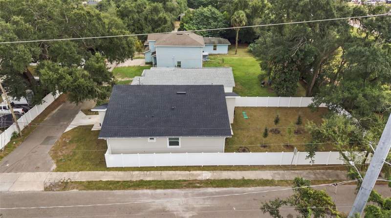 4 bedroom Single Family Residence at 3701 E Ida Street, Culver Subdivision, Tampa — photo 3