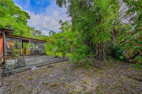 504 W Davis Boulevard, Tampa FL - photo 17 of 19