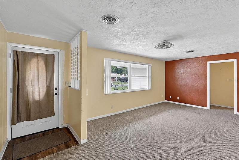 3 bedroom Single Family Residence at 1508 Wildrose Lane, Clot 14 Derbyshire Acres Unit 2 Mb 26 Pg 89 Per Or, Daytona Beach — photo 4