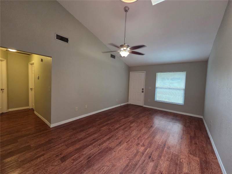 2 bedroom Condominium at 320 Eron Way #6, Townhomes Winter Garden, Winter Garden — photo 4