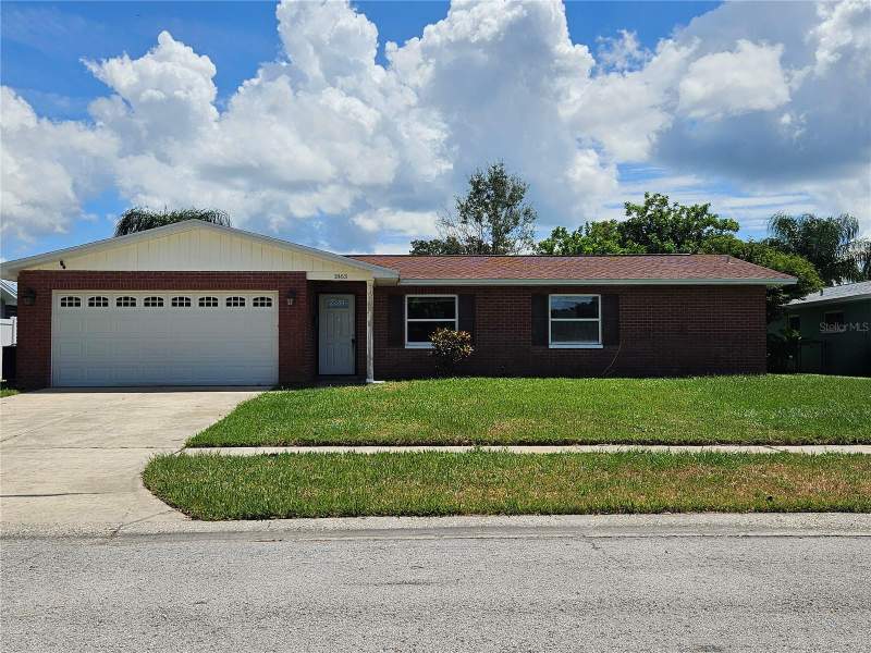 4 bedroom Single Family Residence at 1863 GLENVILLE DRIVE, COLLEGE PARK, CLEARWATER — photo 1