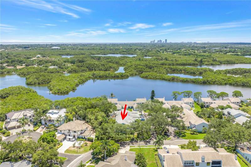 3 bedroom Townhouse at 1092 Sanabel Court, Riviera Bay Second Add, St Petersburg — photo 2