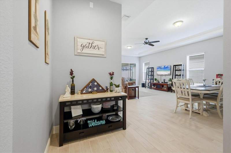3 bedroom Single Family Residence at 10018 Marbella Drive, Rosedale Add Ph II, Bradenton — photo 5