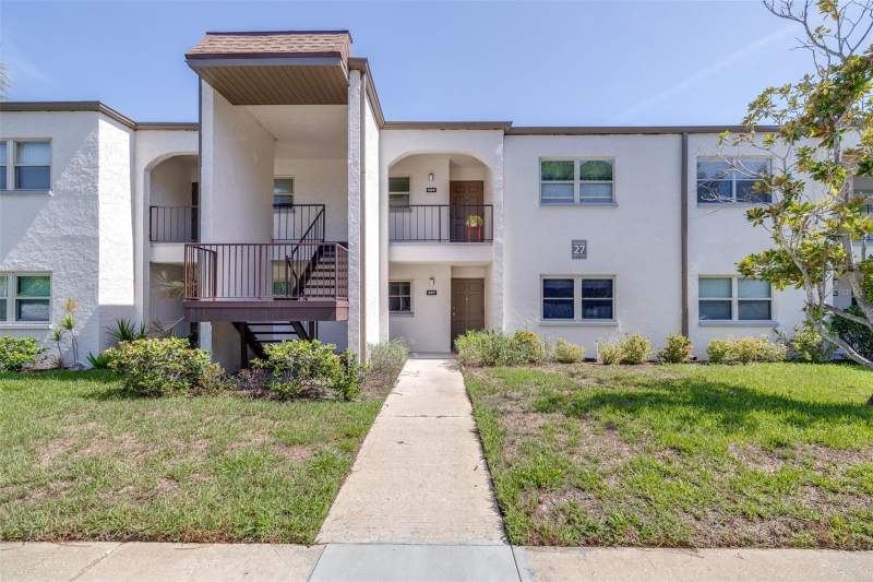 7701 STARKEY ROAD #528 home for sale in Boulevard Club The Condo