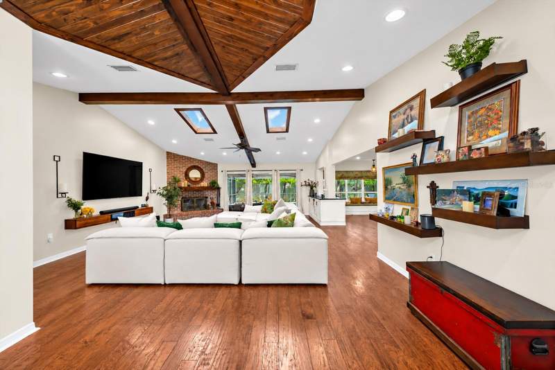 6 bedroom Single Family Residence at 1807 80th Street Court, Bayfield Estates, Bradenton — photo 5