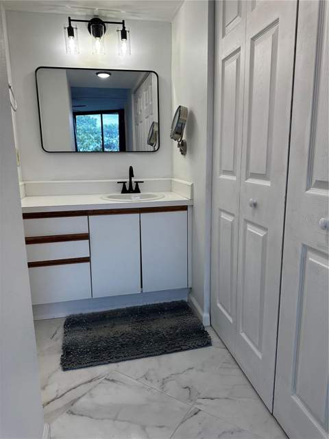 800 Cove Cay Drive #4F, Clearwater FL - photo 13 of 32