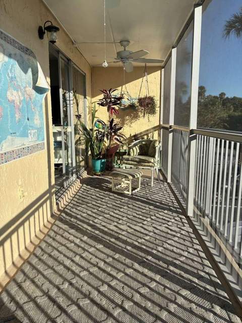 12760 Indian Rocks Road #1049, Largo FL - photo 6 of 41